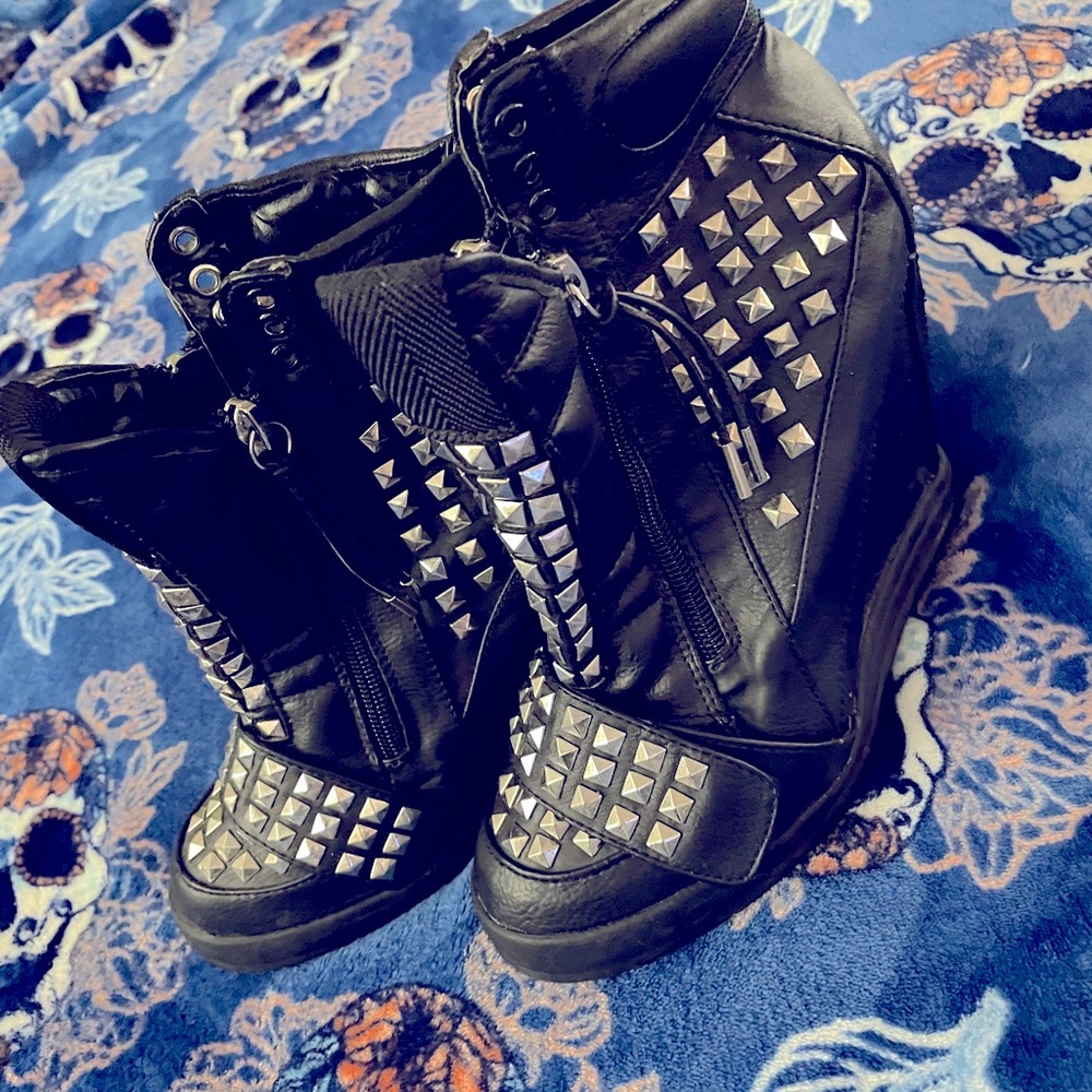 First Love studded wedge sneakers